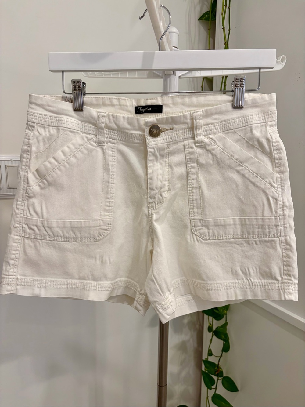 Signature Off White Utility Pocket Shorts